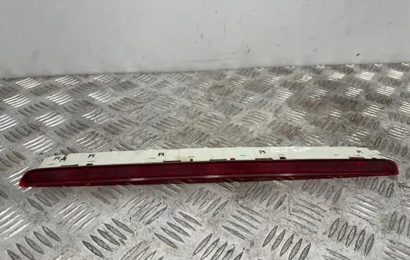 Audi A4 S4 B8 8K Third/center stoplight 8K9945097