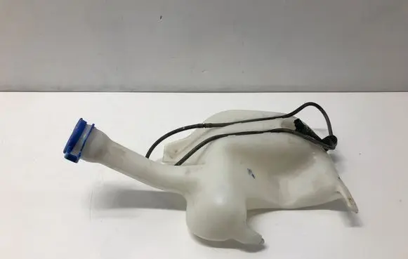 Ford Ecosport Windshield washer fluid reservoir/tank CN1517618AA