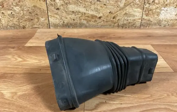 Volvo V70 Air intake duct part 30792195