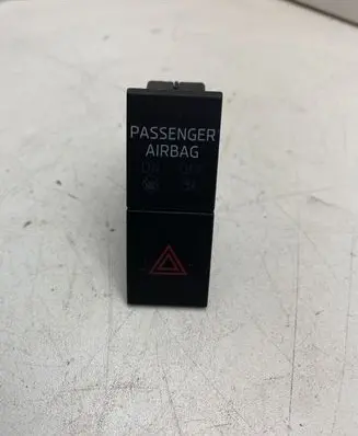 Skoda Octavia Mk3 (5E) Hazard light switch 5E0953507E