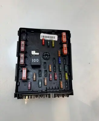 Volkswagen PASSAT B7 Fuse module 3C0937125A 6359S743