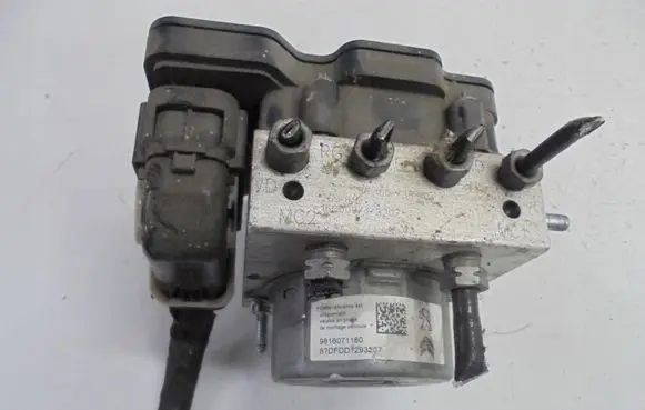 Peugeot 308 ABS Pump 9816071180