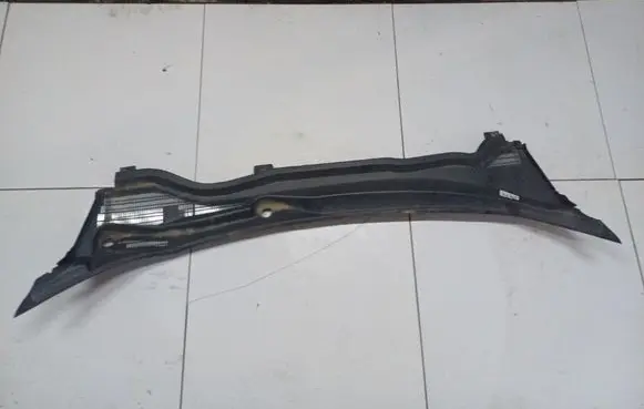 Wiper trim