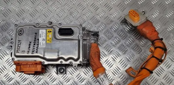 BMW i3 Voltage converter inverter 