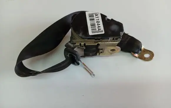 Audi 80 90 S2 B4 Rear seatbelt ALE563002500