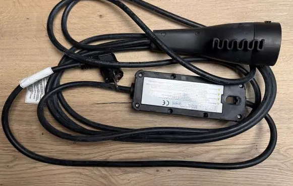 Hyundai Ioniq 5 Electric car charging cable 91686GI030KD