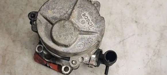 Renault Megane II Vacuum pump 935203 2B140708