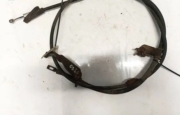 Handbrake/parking brake wiring cable