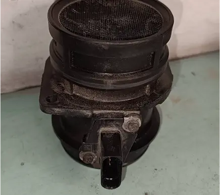 Audi A6 S6 C6 4F Mass air flow meter 06d906461