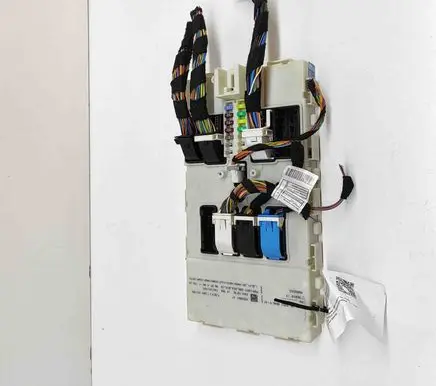 BMW 4 F32 F33 Central body control module 9352861