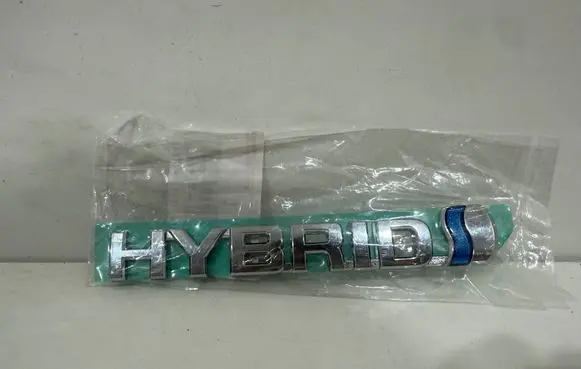 Toyota Auris E180 Fender model badge letters 75374-12030