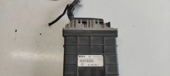 Ford Galaxy Engine control unit/module 021906256Q 0261203664