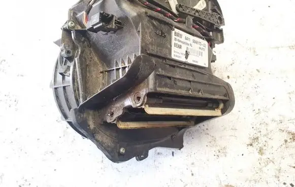 BMW 5 F10 F11 Interior heater climate box assembly 924817003