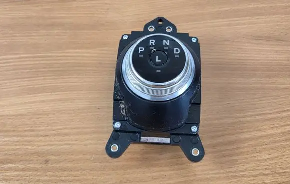 Ford Focus Gear shift switch/knob JS6P7P155GA JX6P14G395AK 119240001