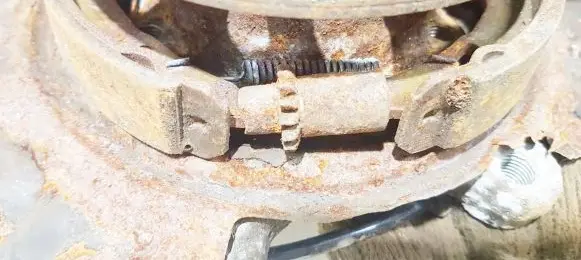 Mercedes-Benz C AMG W204 Handbrake/parking brake pads 