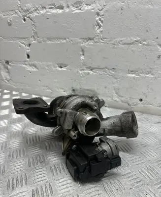 Audi A3 S3 8V Turbo 04E145721B 1065638 120214000203