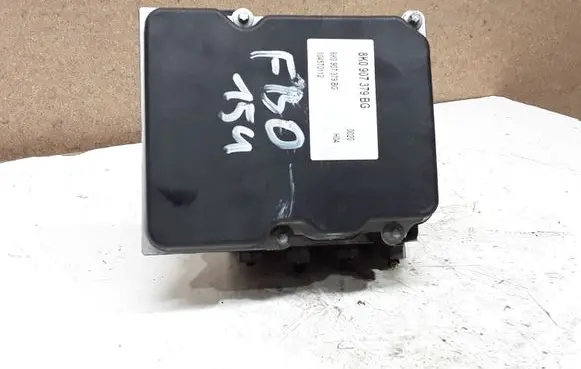 Audi A4 S4 B8 8K ABS Pump 8K0907379BG 8K0614517EE