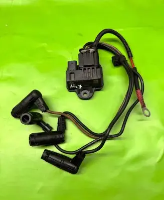 BMW 5 F10 F11 Glow plug pre-heat relay 857008702 130327 02721