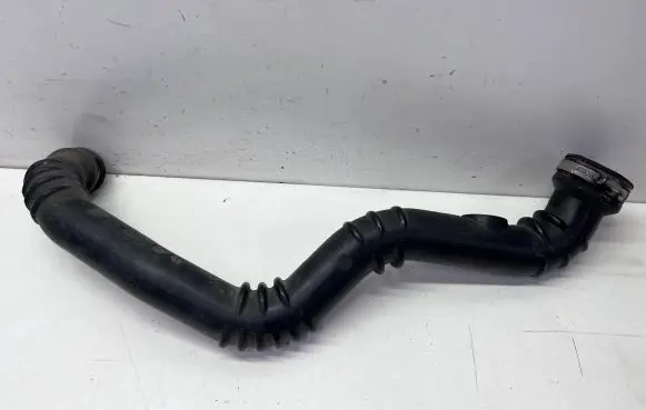 Ford Kuga II Intercooler hose/pipe BV616K863BD