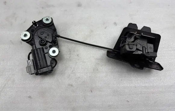 Volvo XC90 Tailgate/trunk/boot lock/catch/latch DORYB 31349975 32149882
