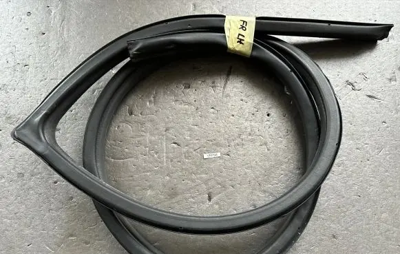 Front door rubber seal