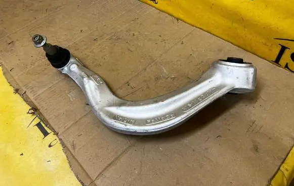Ford Explorer VI Front control arm LB5C3397DH