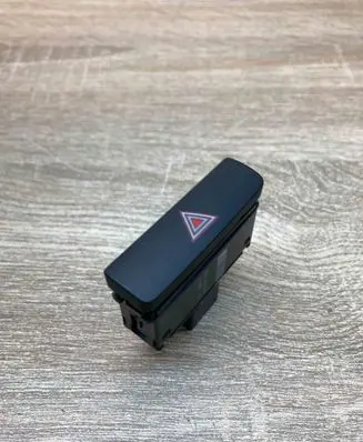 Volkswagen PASSAT B7 Hazard light switch 3AA9535091QB