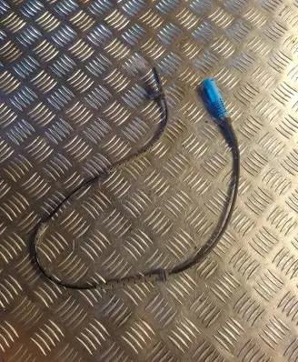 BMW 5 E60 E61 ABS brake wheel speed sensor 6908705