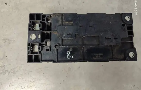 Toyota Prius (XW30) Fuse module 71405539