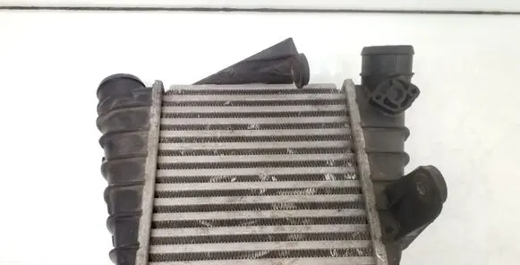 Skoda Roomster (5J) Intercooler radiator 6Q0145804G 880648MA