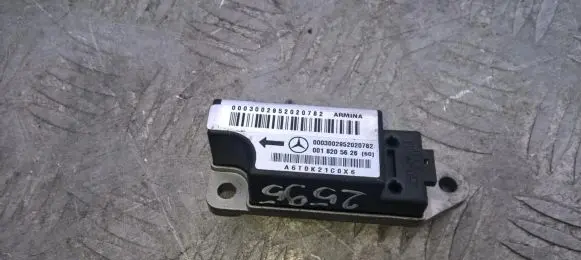 Mercedes-Benz E W210 Airbag deployment crash/impact sensor 0018205626
