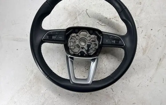 Audi Q3 F3 Steering wheel 83A419091D 83A419091AFMJM