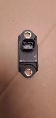 Mercedes-Benz ML W164 Acceleration sensor 0045423518