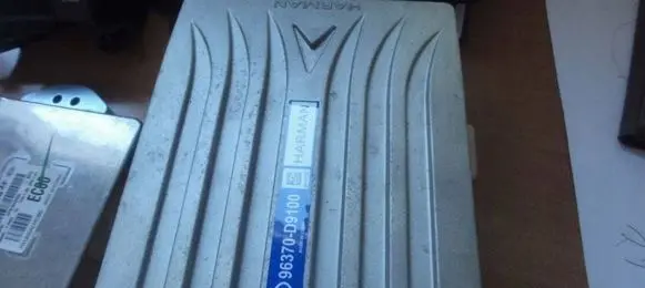 KIA Sportage Sound amplifier