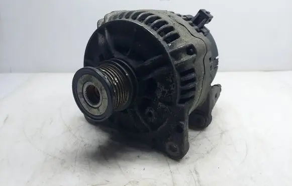 Volkswagen Sharan Generator/alternator 0123515020