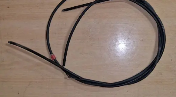 Volvo V70 Engine bonnet/hood lock release cable 