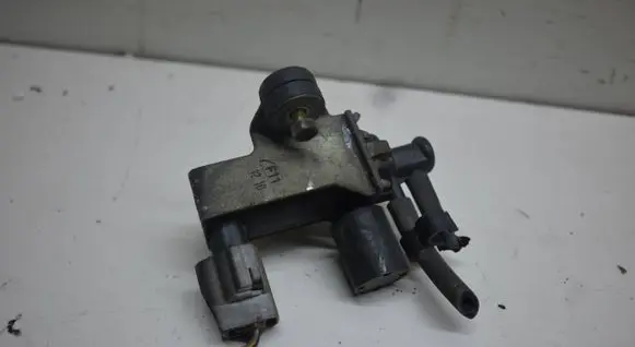 Toyota Yaris Turbo solenoid valve 2581933010