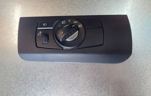 BMW X5 E70 Light switch 913472802