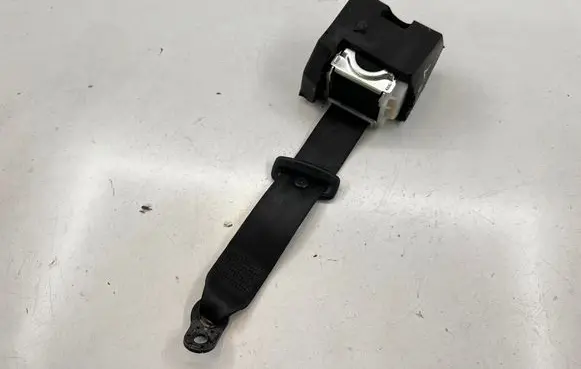 Audi TT TTS Mk2 Rear seatbelt 501SB4W24U 15052008 305750799G48A