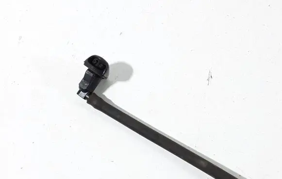 Mazda 3 I Windshield washer spray nozzle 