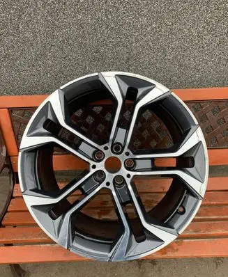 BMW X5 G05 R21 alloy rim 