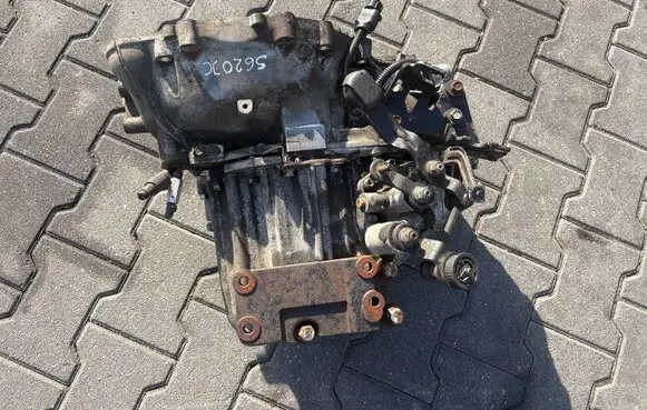 KIA Carens II Manual 6 speed gearbox S62OJC