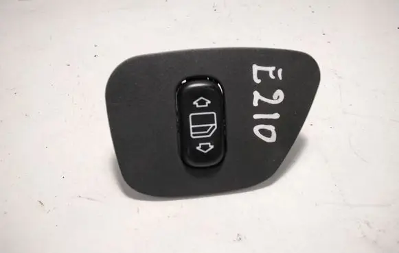 Mercedes-Benz E W210 Electric window control switch 534240