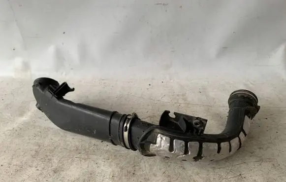 Ford Focus Intercooler hose/pipe CV619C623JA