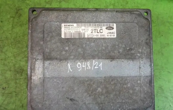 Ford Fiesta Engine control unit/module 3S6112A650BC