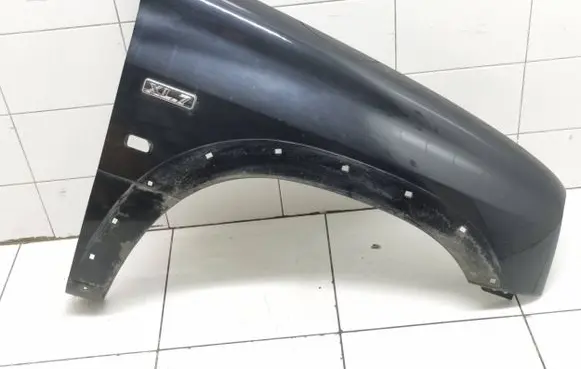 Suzuki Grand Vitara II Fender