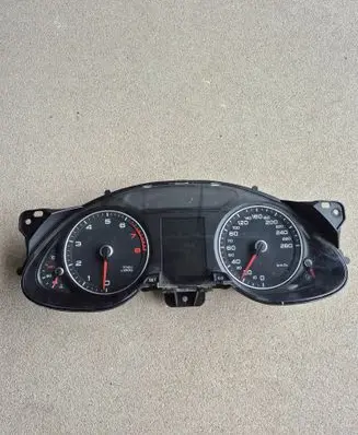 Speedometer (instrument cluster)