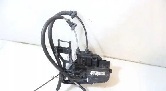 Hyundai Santa Fe Front door lock