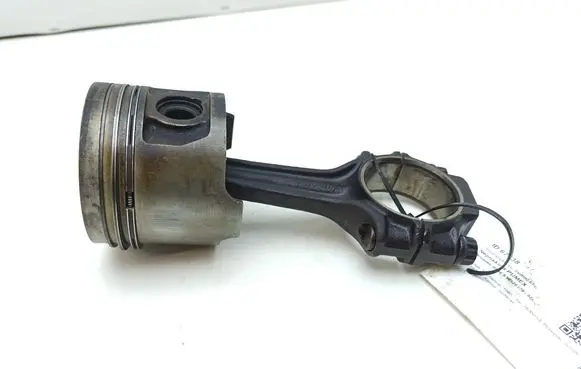 Mercedes-Benz S W126 Piston with connecting rod 11004