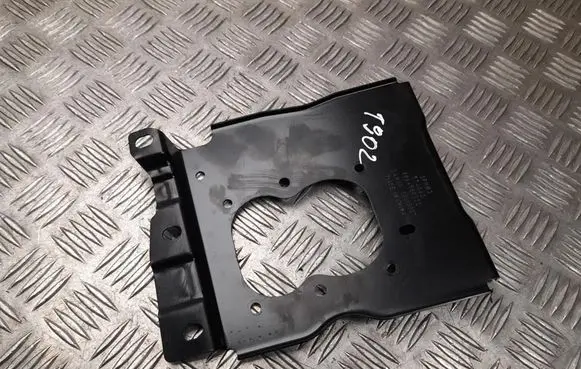 Polestar 4 Engine mounting bracket 80009907